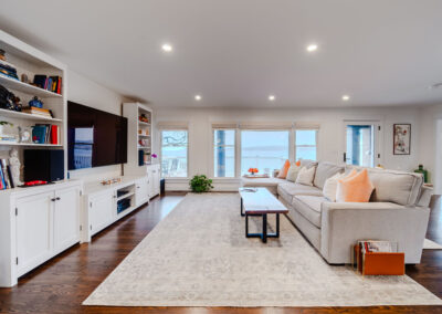 Ocean View Interior Reno14