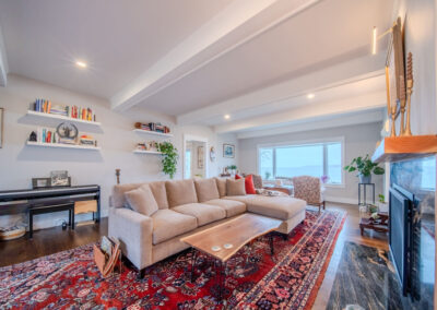 Ocean View Interior Reno19